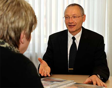 Kontakt zum Bestattungsinstitut Koop